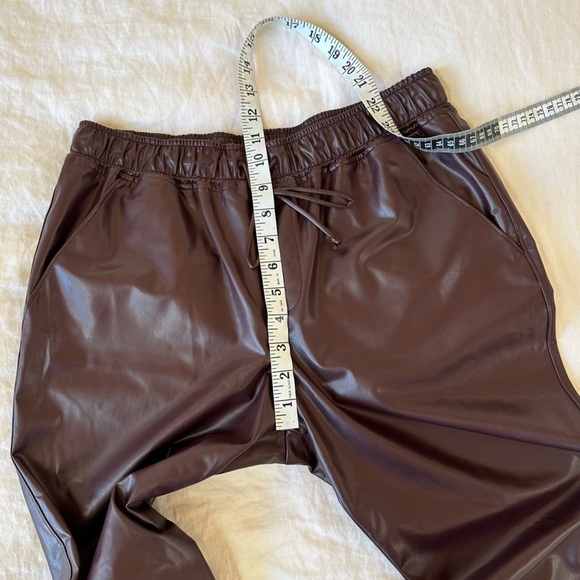 The Reset R / Label Maroon Vegan Leather Jogger Pants Size Small - Picture 9 of 10